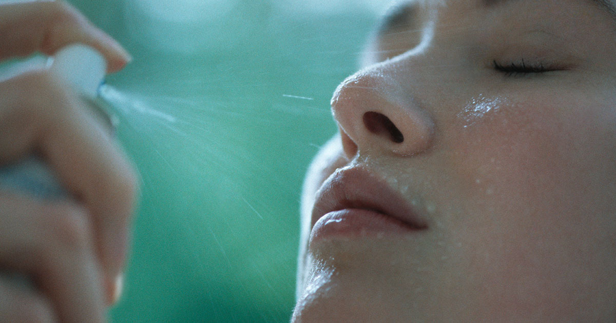 Here’s Why You Need A Face Mist In Your Skincare Routine